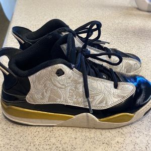 Jordan Dub Zero size 2.5Y